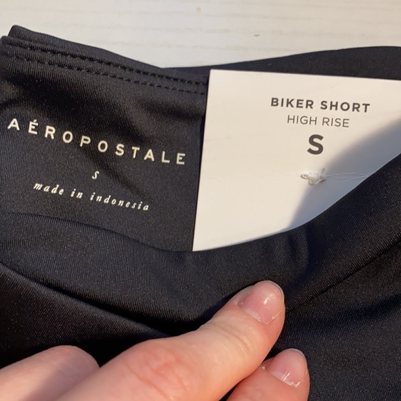 NWT Aero Bike Shorts - Picture 2 of 4